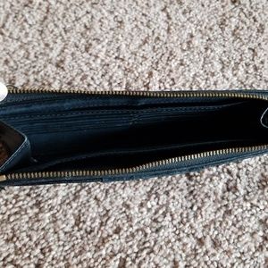 Coach Bags - Black Coach wallet Coach Bags - Black Coach wallet